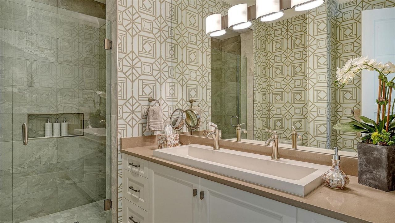 5005 Gulf Of Mexico Drive, Unit 4, Longboat Key, FL 34228 Photo