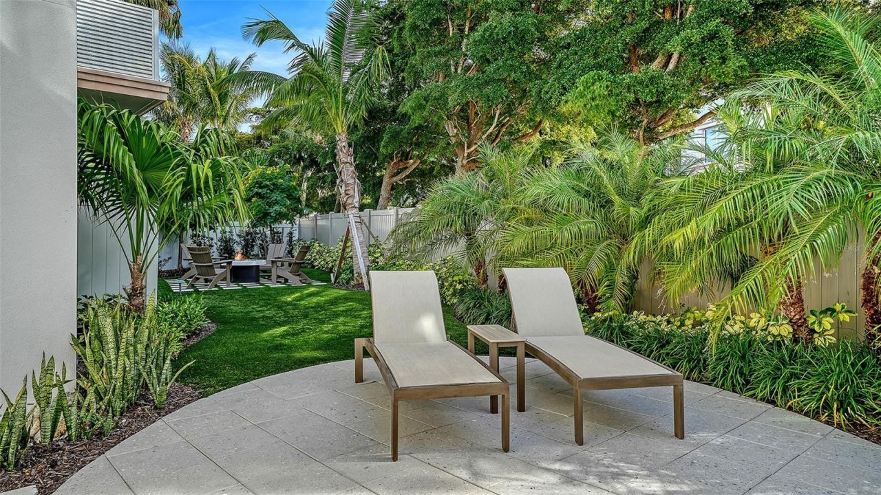 5005 Gulf Of Mexico Drive, Unit 4, Longboat Key, FL 34228 Photo