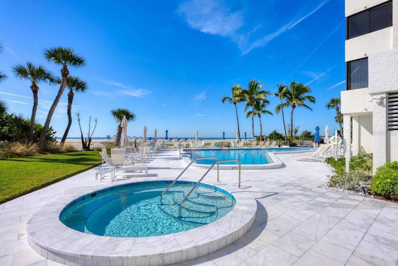 1104 Benjamin Franklin Drive, Unit 515, Sarasota, FL 34236 Photo