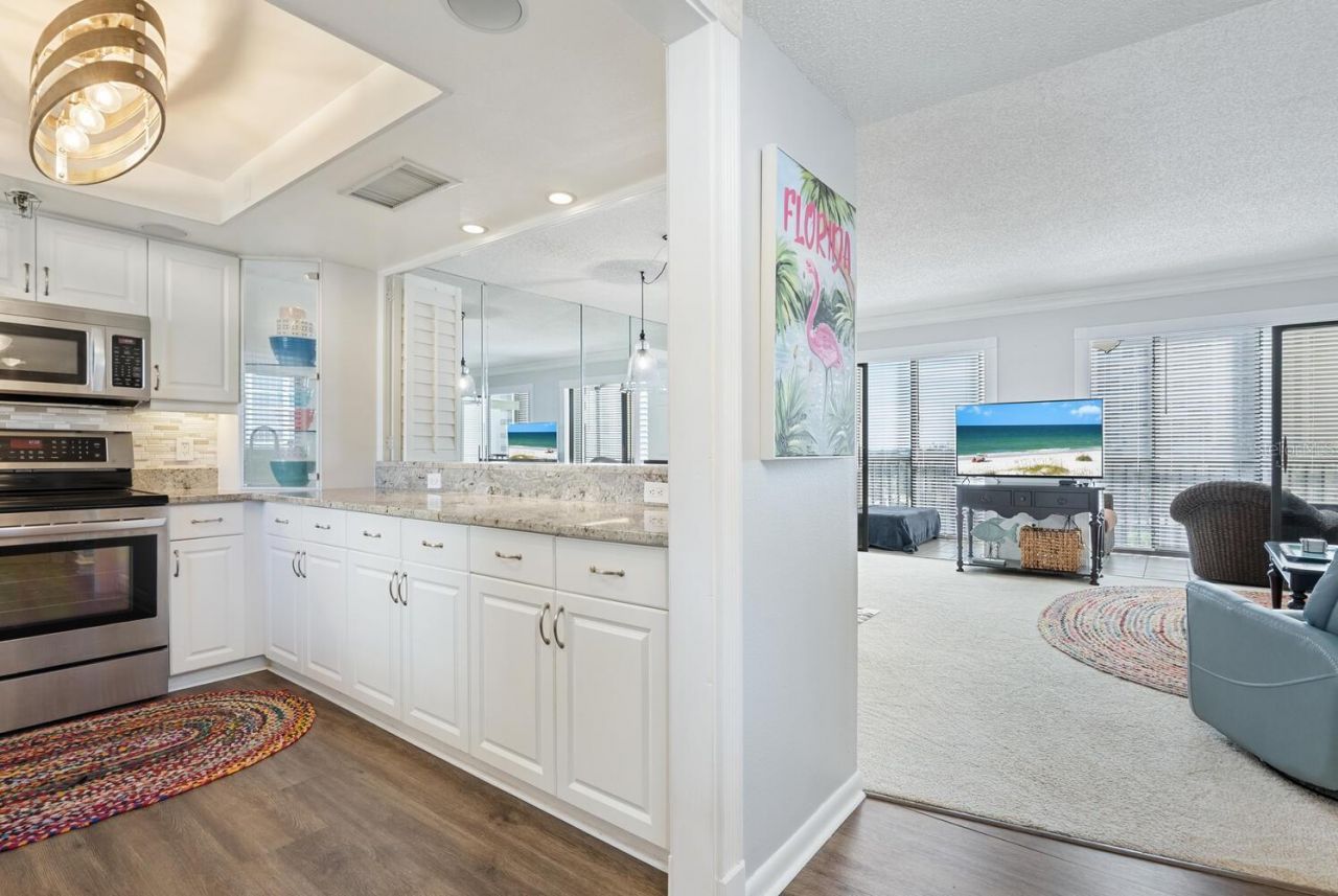 1104 Benjamin Franklin Drive, Unit 515, Sarasota, FL 34236 Photo