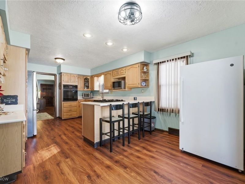 2333 S Taylor Road, Cleveland, OH 44118 Photo 10