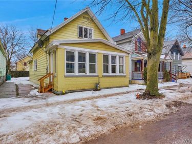 240 East Street, Buffalo, NY 14207