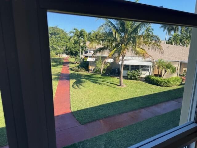 315 Circle Drive, Unit 202, Boynton Beach, FL 33435 Photo