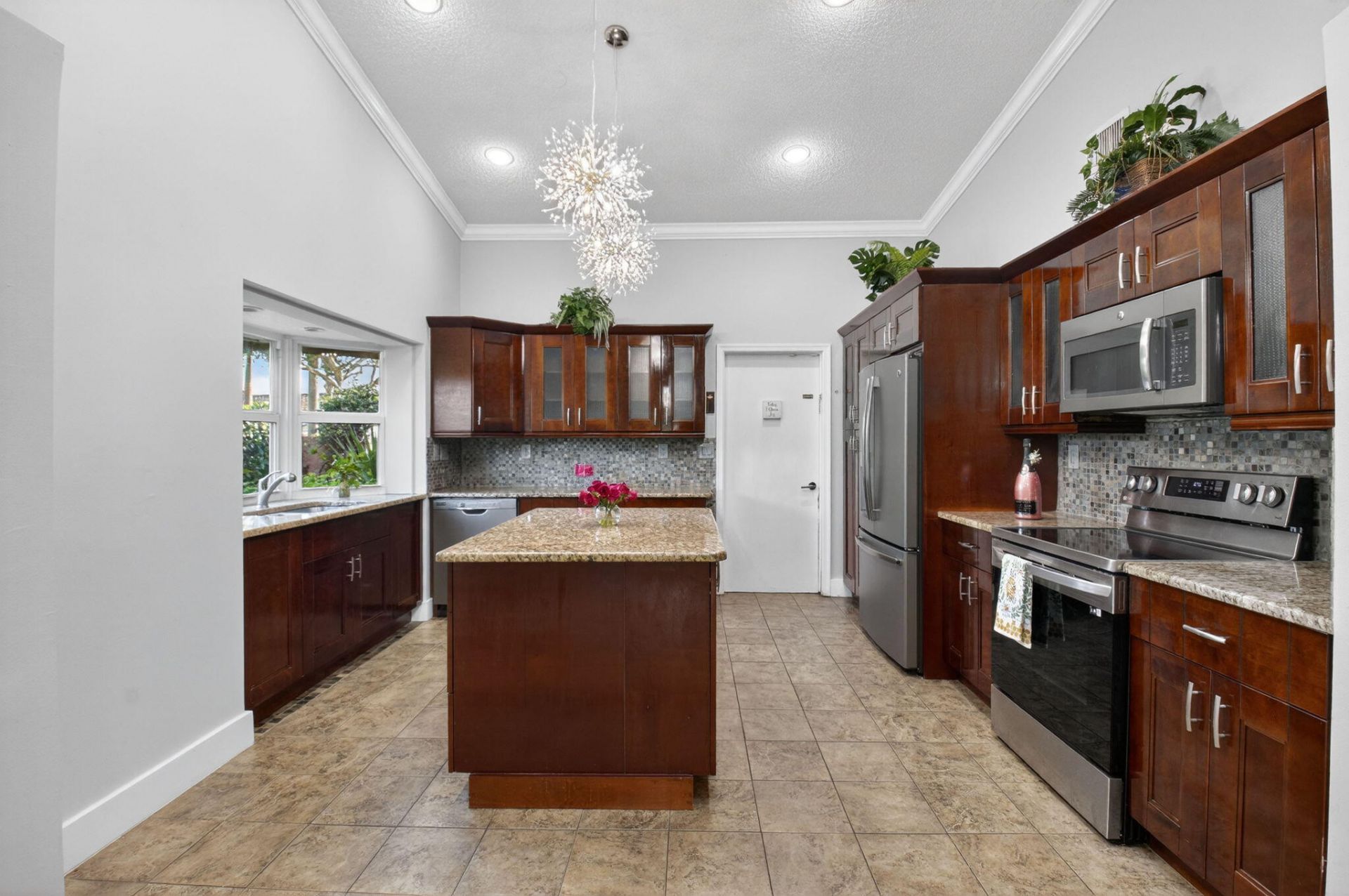 1290 NW 21st Terrace, Delray Beach, FL 33445 Photo