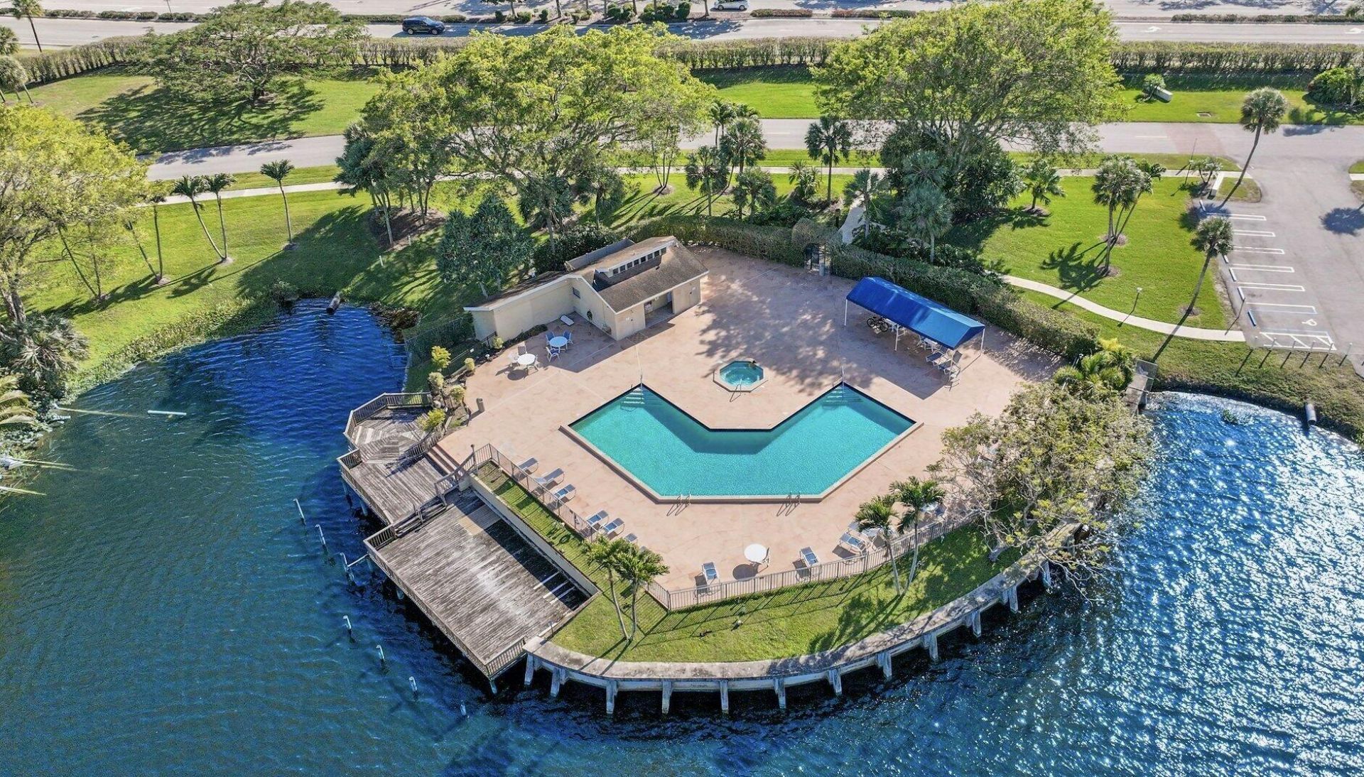 1290 NW 21st Terrace, Delray Beach, FL 33445 Photo