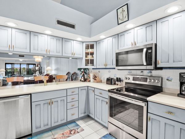 901 Seafarer Circle, Unit 503, Jupiter, FL 33477