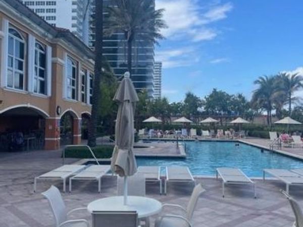 2080 S Ocean Drive, Unit 505, Hallandale Beach, FL 33009