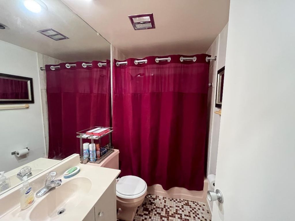 3200 NE 36th Street, Unit 703, Fort Lauderdale, FL 33308 Photo