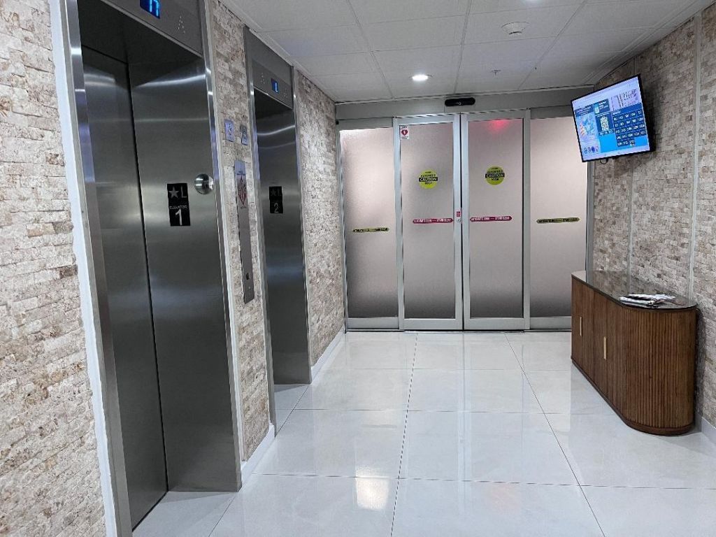 3200 NE 36th Street, Unit 703, Fort Lauderdale, FL 33308 Photo