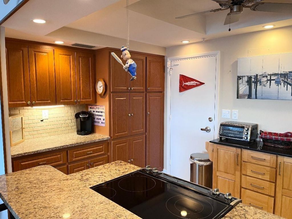 3200 NE 36th Street, Unit 703, Fort Lauderdale, FL 33308 Photo