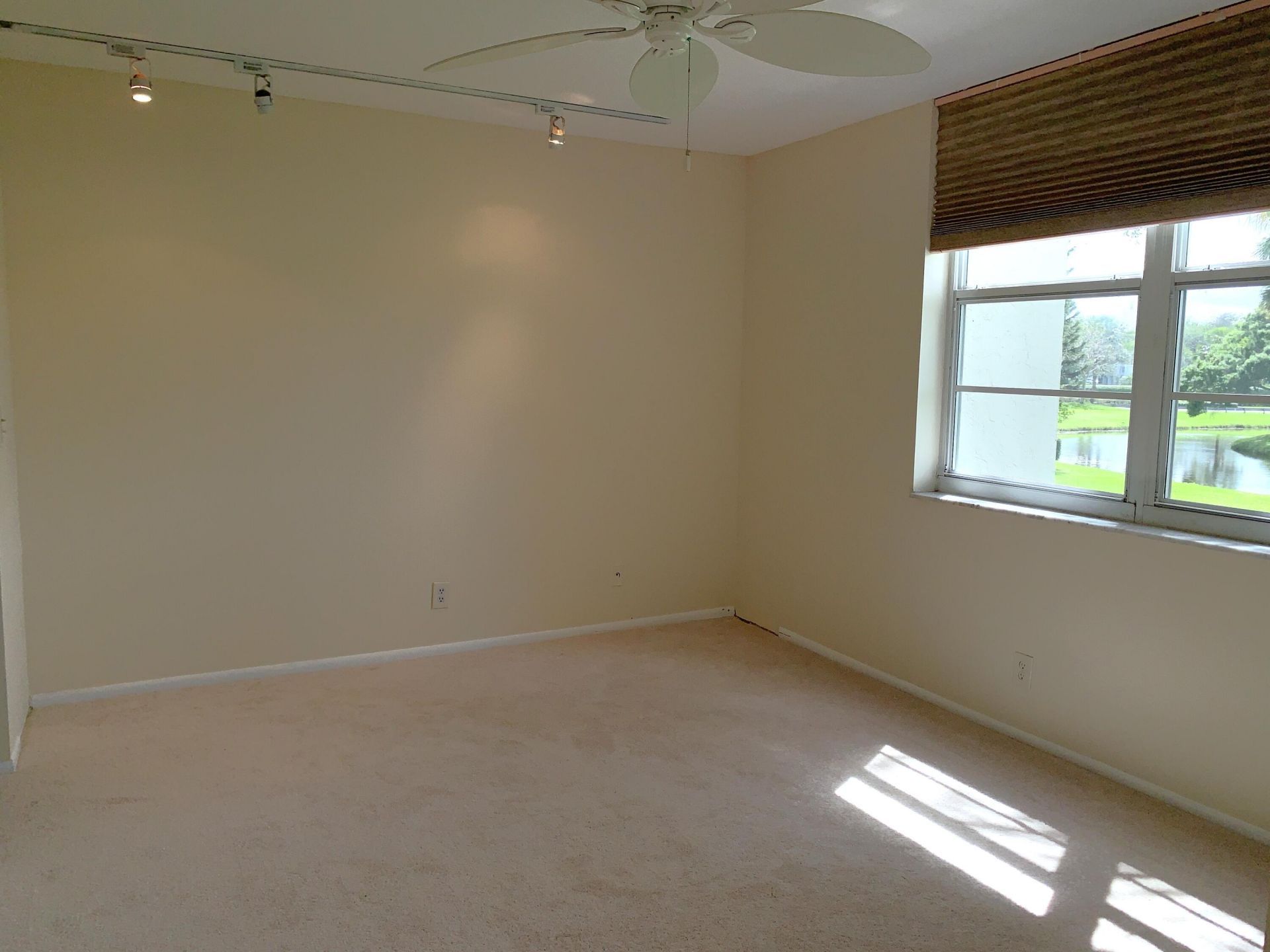 9460 Poinciana Place, Unit 203, Davie, FL 33324 Photo