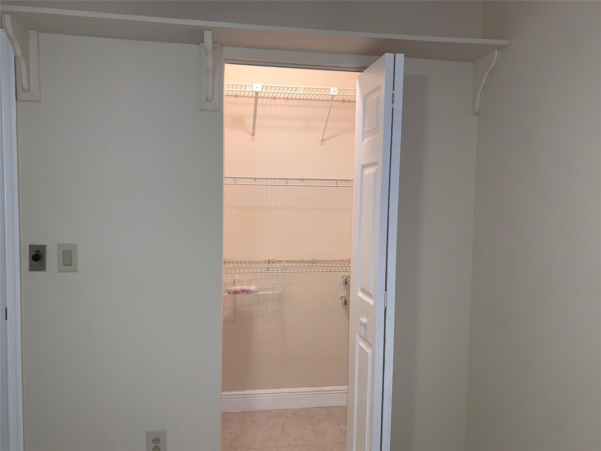 9460 Poinciana Place, Unit 203, Davie, FL 33324 Photo