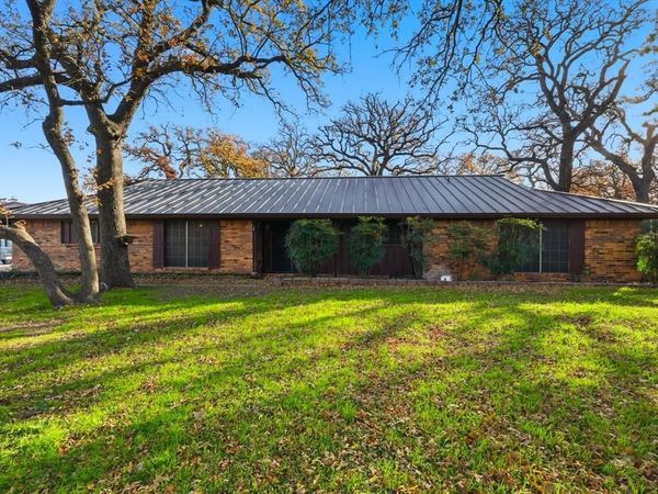 105 Corral Drive, Fort Worth, TX 76244