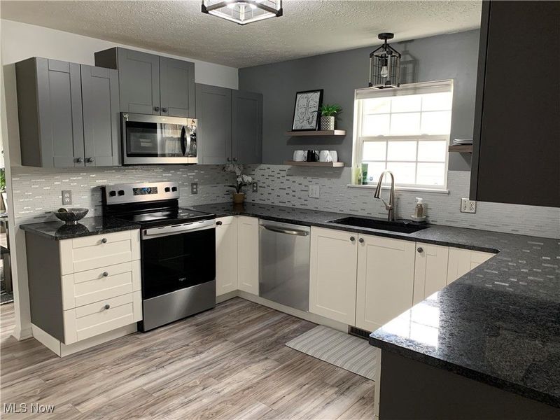 2501 Captens Street NE, Canton, OH 44721 Photo 8