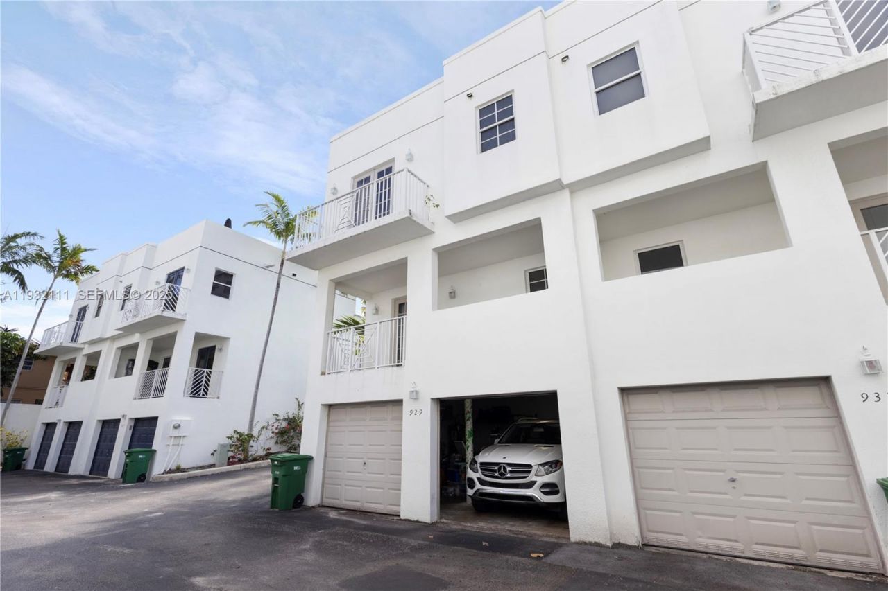 929 SW 11th St, Unit H-2, Miami, FL 33129 Photo