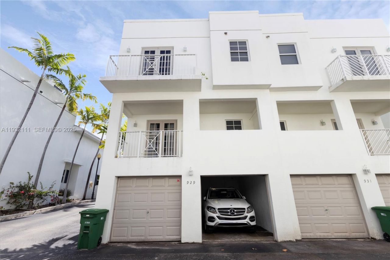 929 SW 11th St, Unit H-2, Miami, FL 33129 Photo