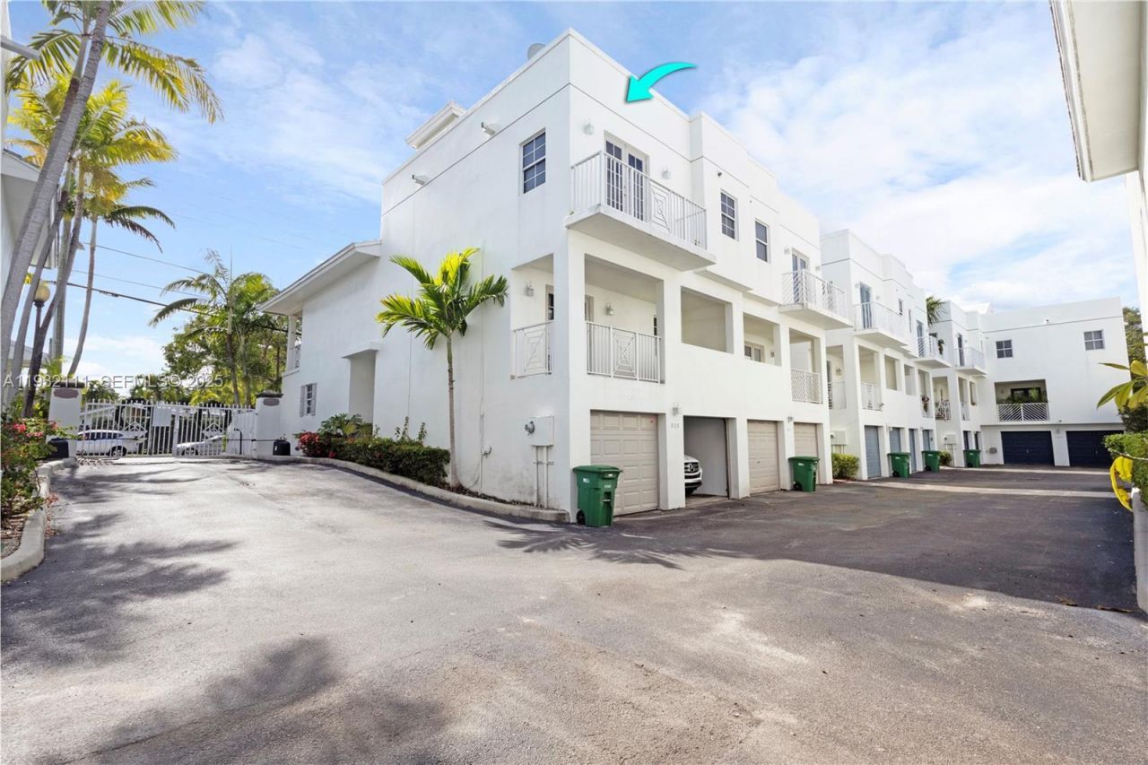 929 SW 11th St, Unit H-2, Miami, FL 33129 Photo