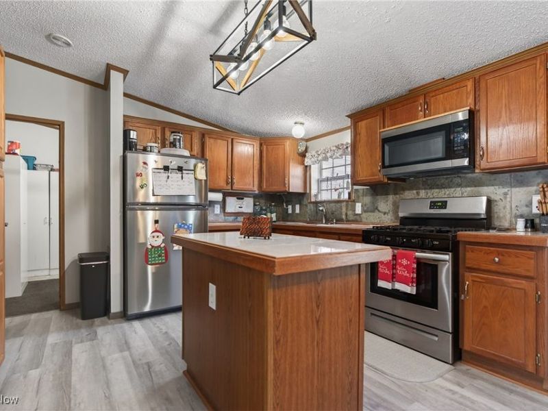 3541 Greenbriar Avenue, Alliance, OH 44601 Photo 10