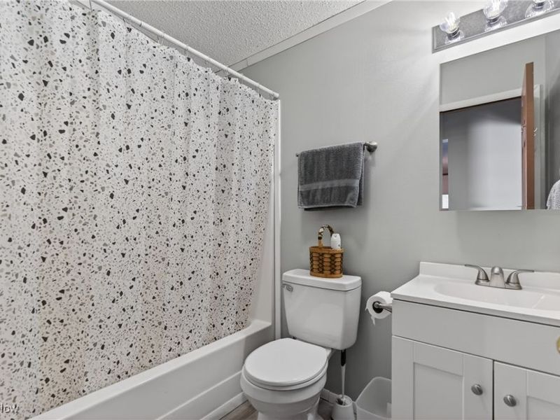 3541 Greenbriar Avenue, Alliance, OH 44601 Photo 27