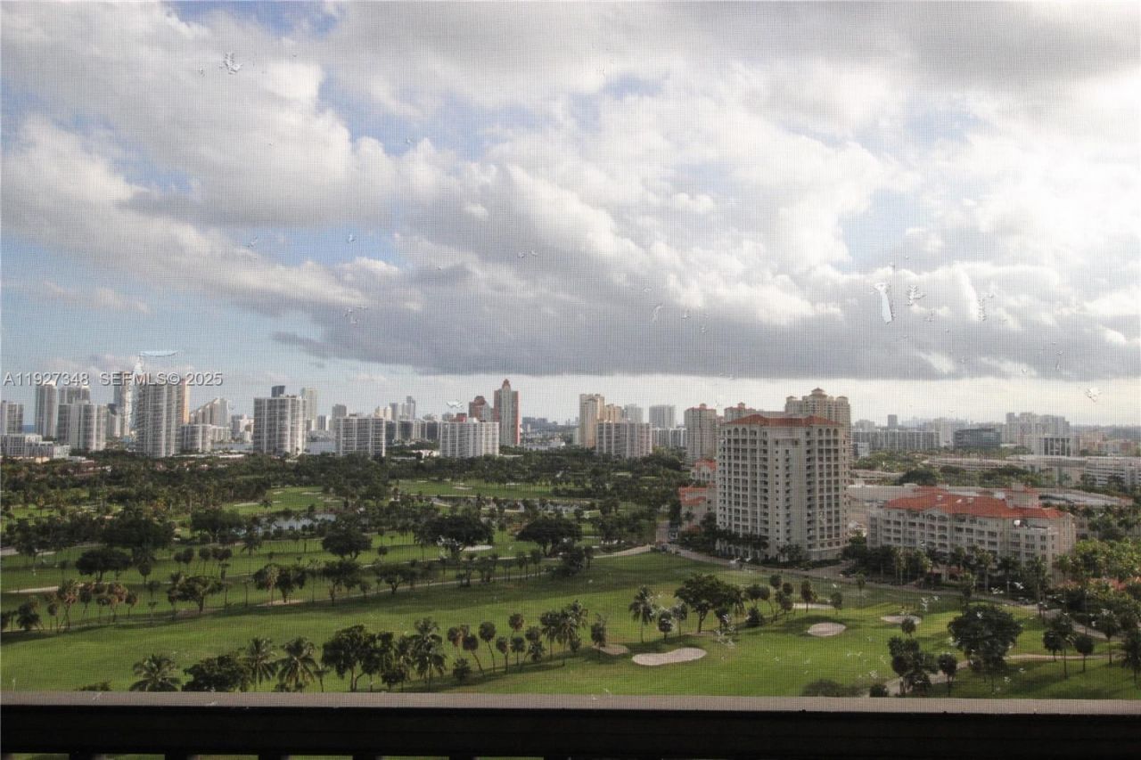 20379 W Country Club Dr, Unit 2237, Aventura, FL 33180 Photo