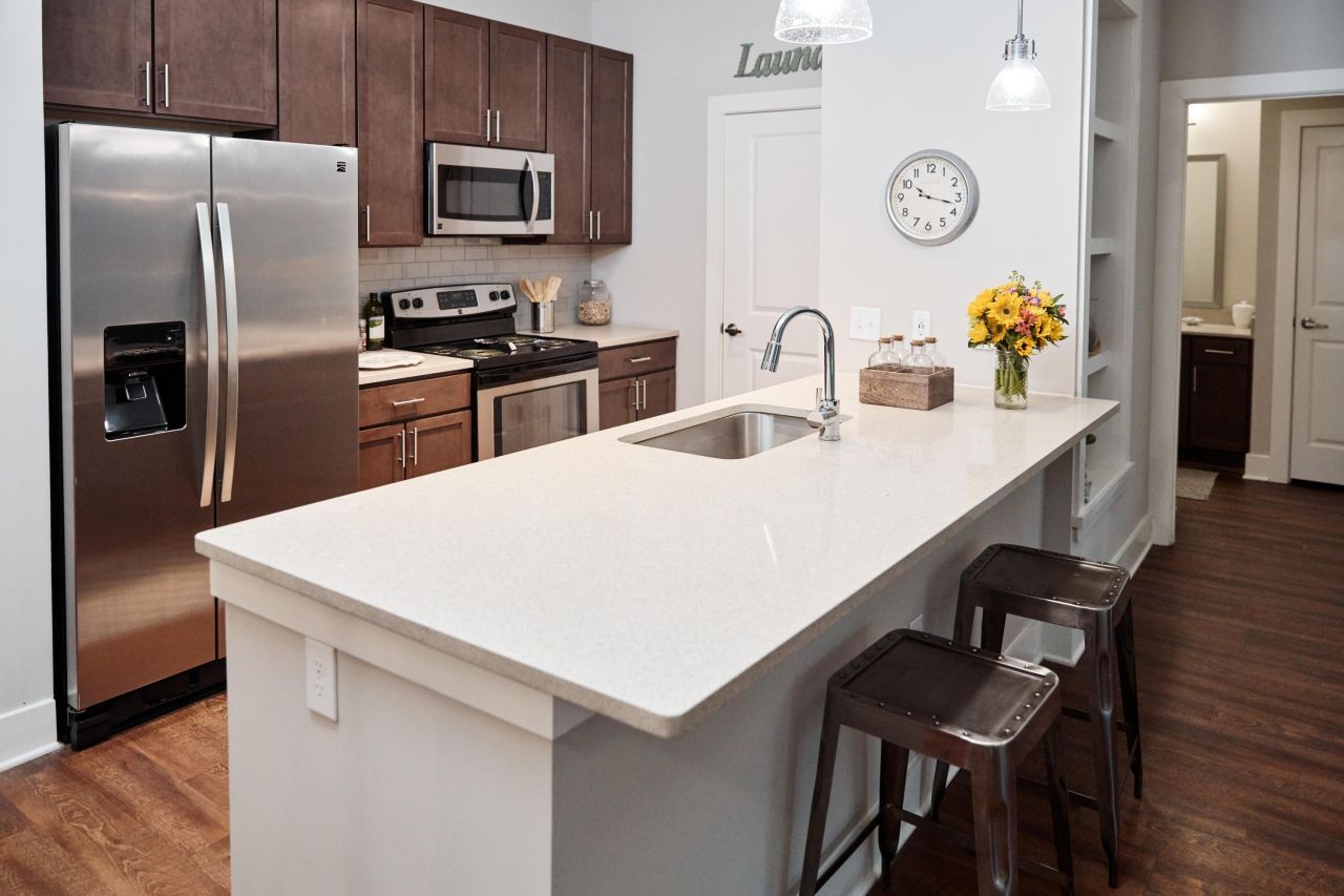 650 Enterprise Boulevard Photo 16