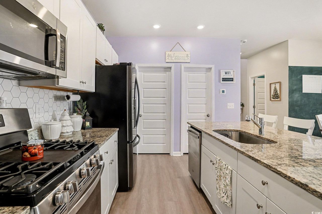 65 S Reindeer Rd. Photo 15