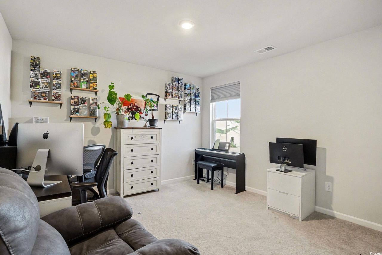 65 S Reindeer Rd. Photo 22