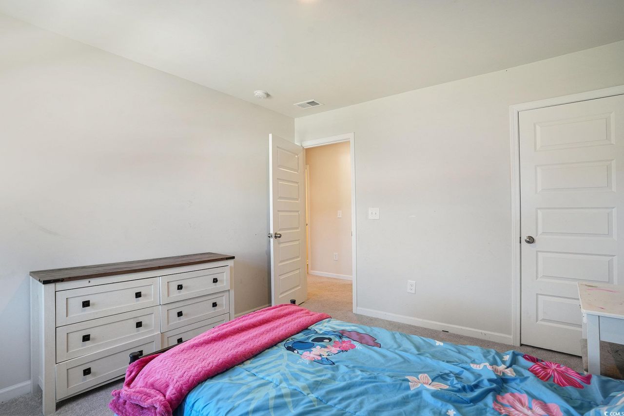 65 S Reindeer Rd. Photo 30