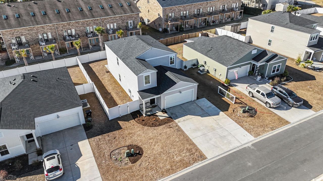 65 S Reindeer Rd. Photo 34