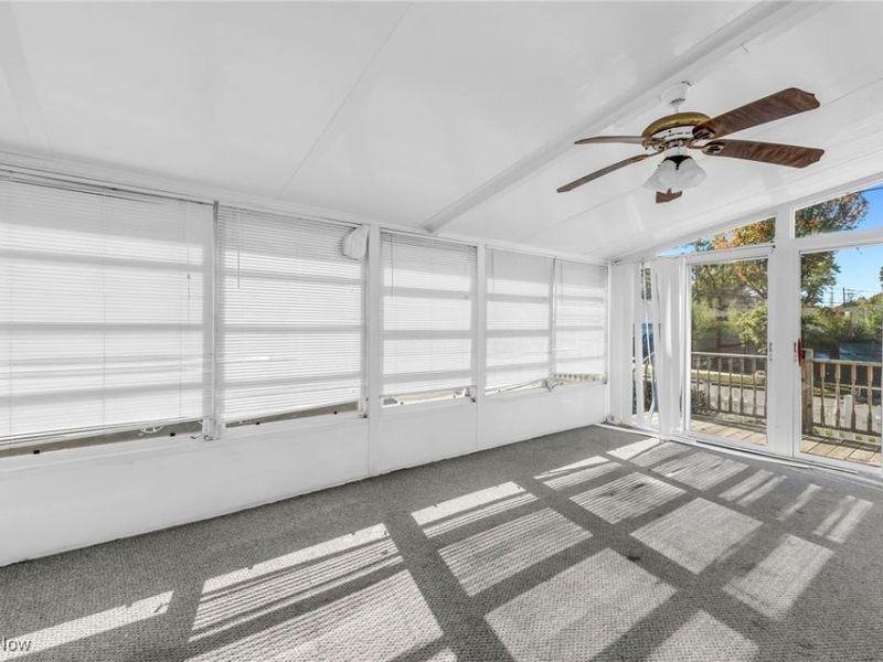 8913 Beech Avenue, Brooklyn, OH 44144 Photo 12