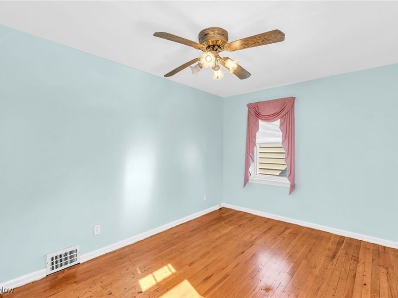 8913 Beech Avenue, Brooklyn, OH 44144 Photo 22