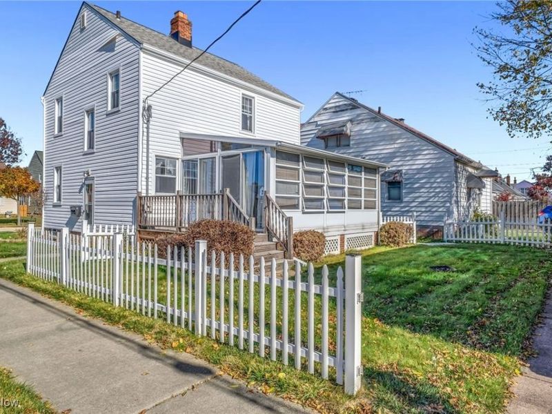 8913 Beech Avenue, Brooklyn, OH 44144 Photo 24