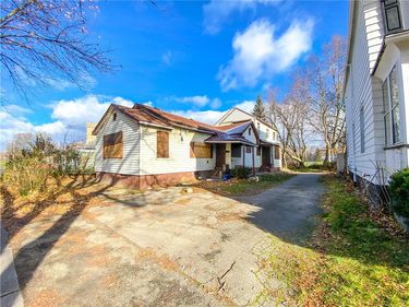 282 Parkway, Rochester, NY 14608