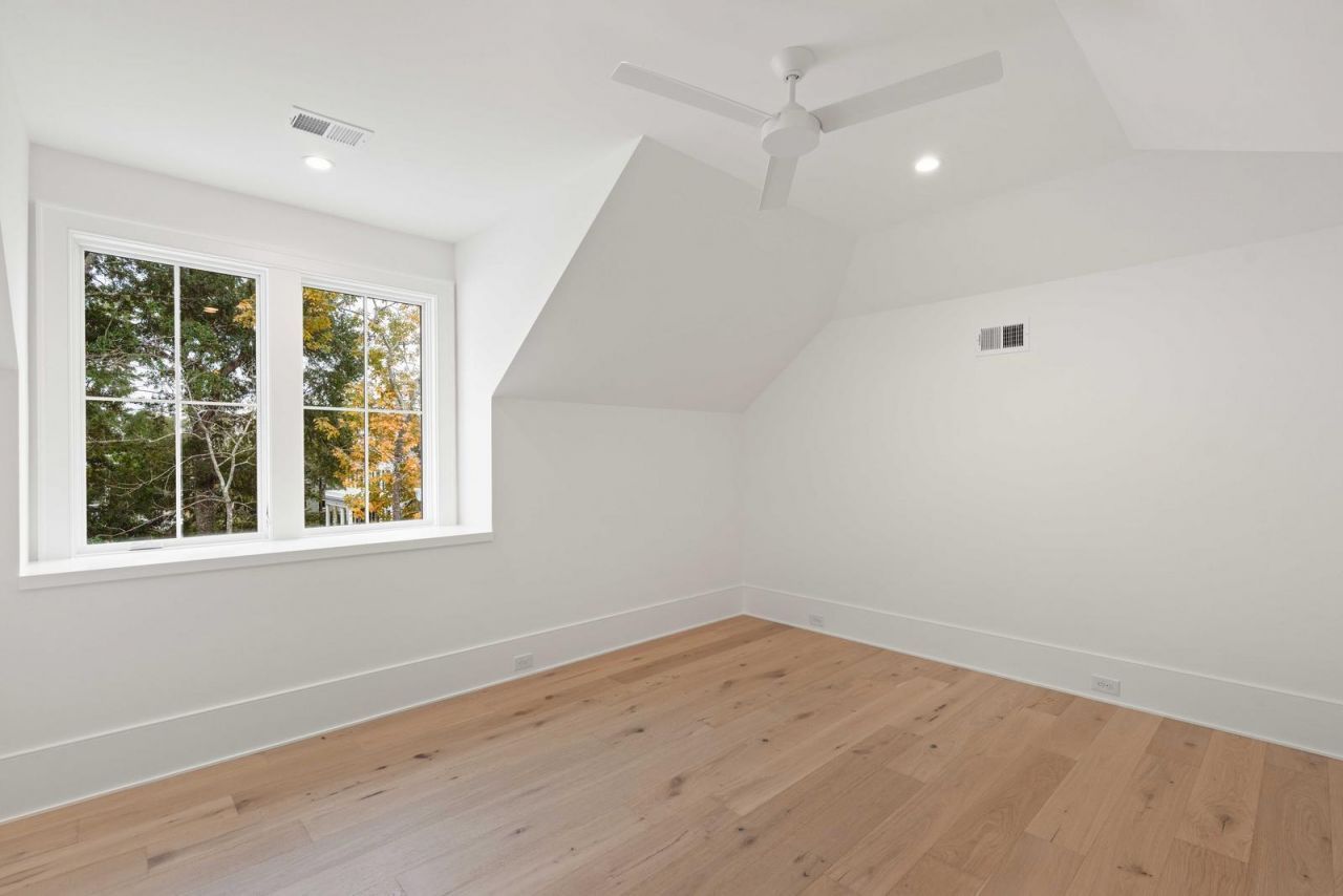 33 Duany Road Photo 52