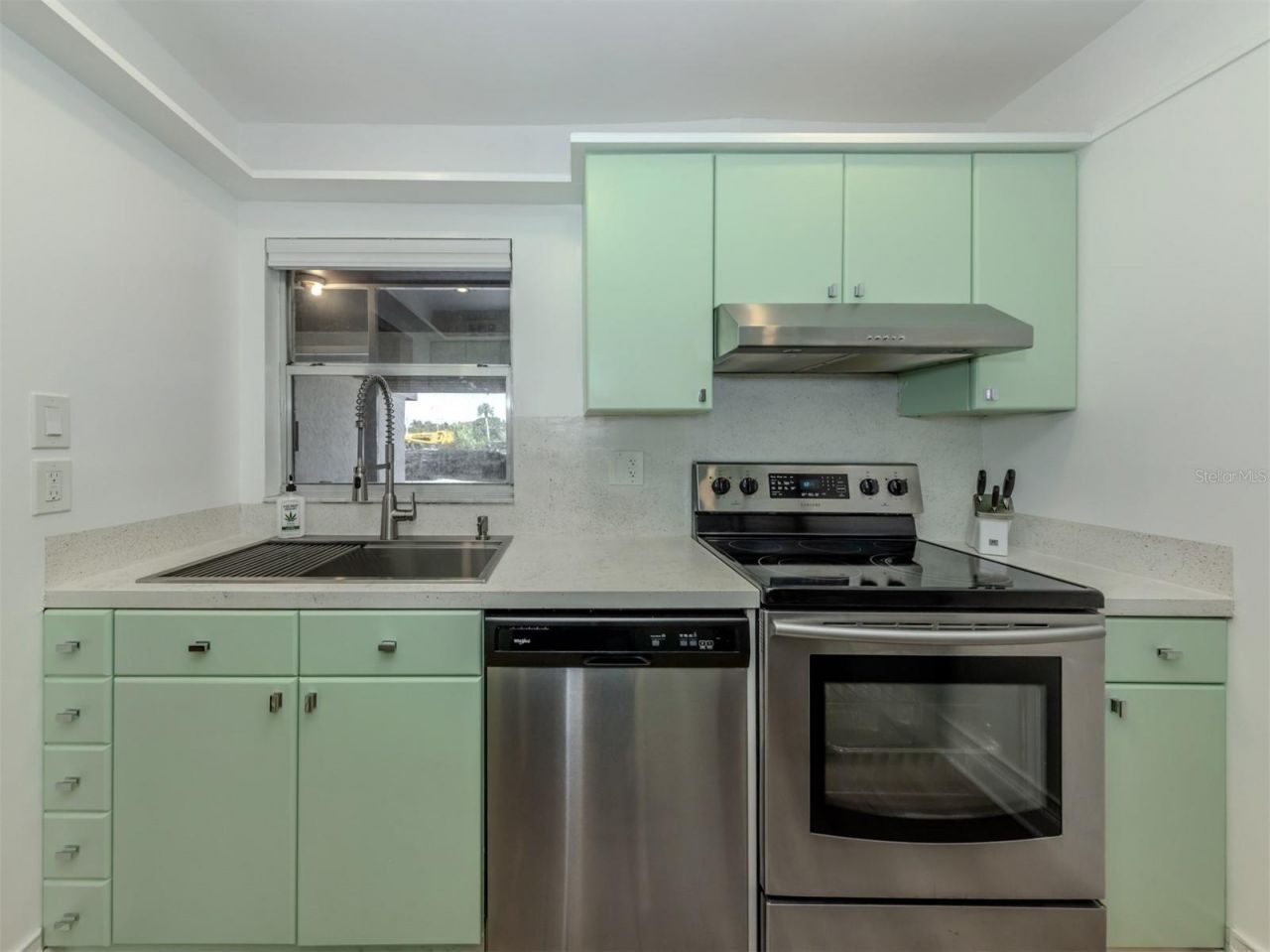 3208 Ramblewood Drive N, Sarasota, FL 34237 Photo