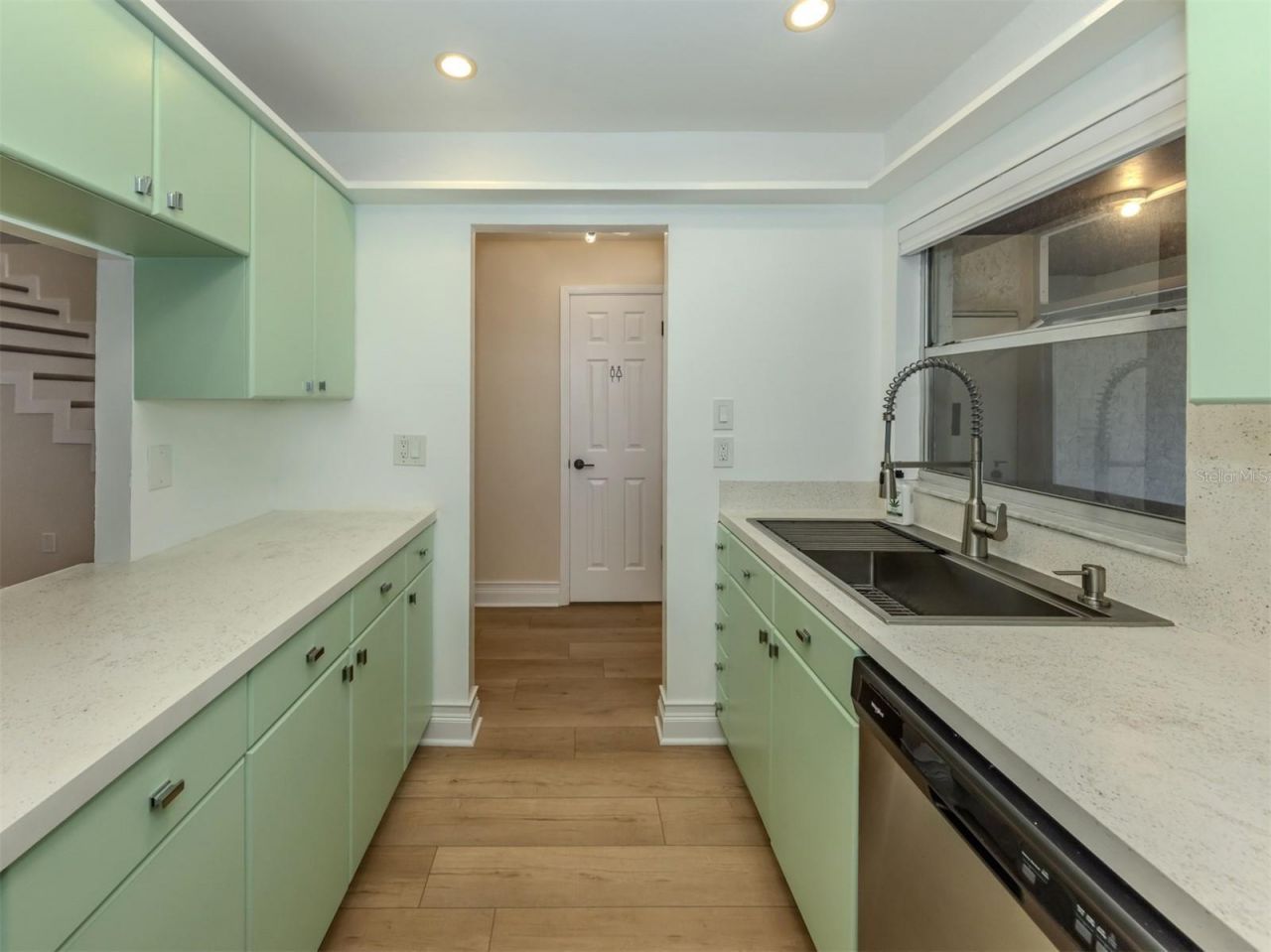 3208 Ramblewood Drive N, Sarasota, FL 34237 Photo