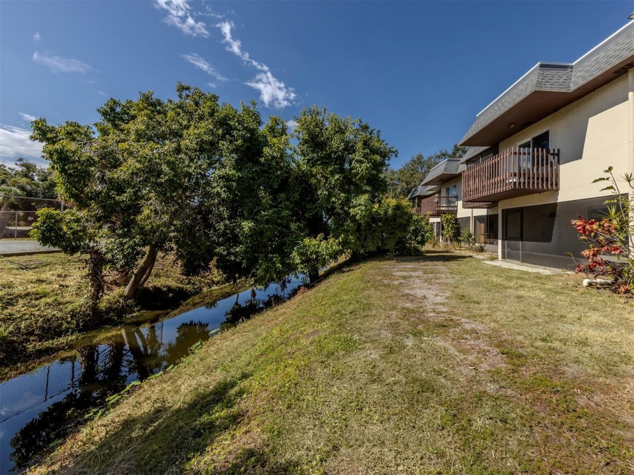 3208 Ramblewood Drive N, Sarasota, FL 34237 Photo