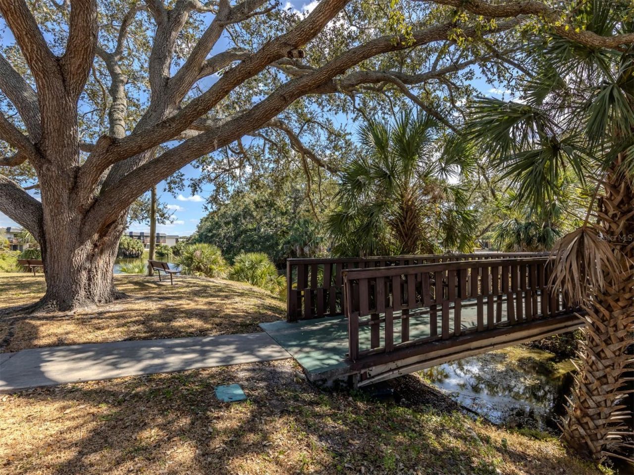 3208 Ramblewood Drive N, Sarasota, FL 34237 Photo