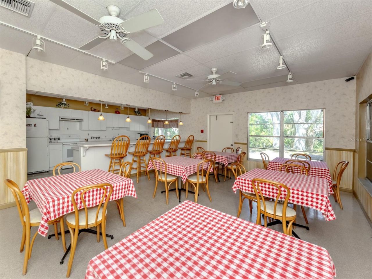 3208 Ramblewood Drive N, Sarasota, FL 34237 Photo