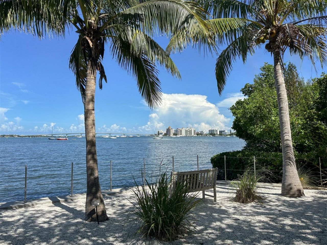 3208 Ramblewood Drive N, Sarasota, FL 34237 Photo