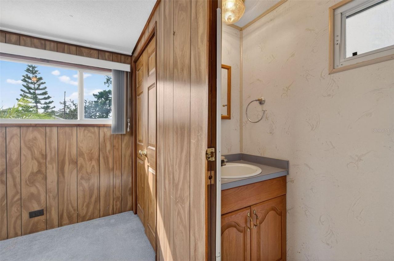 7801 34th Avenue N, Unit 80, Saint Petersburg, FL 33710 Photo