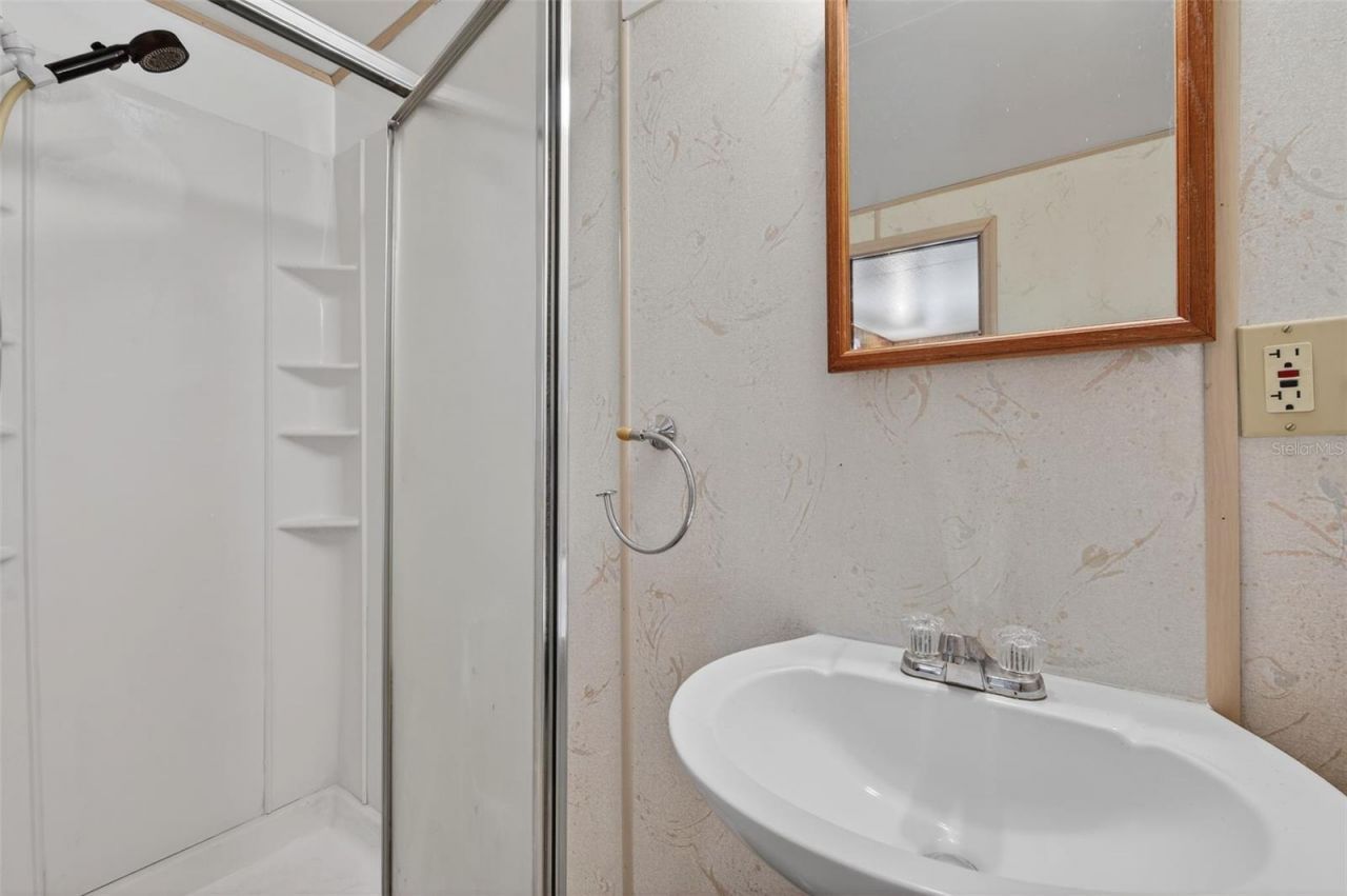 7801 34th Avenue N, Unit 80, Saint Petersburg, FL 33710 Photo