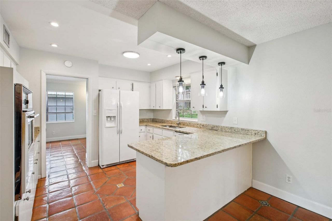 1218 Lake Ariana Boulevard, Auburndale, FL 33823 Photo