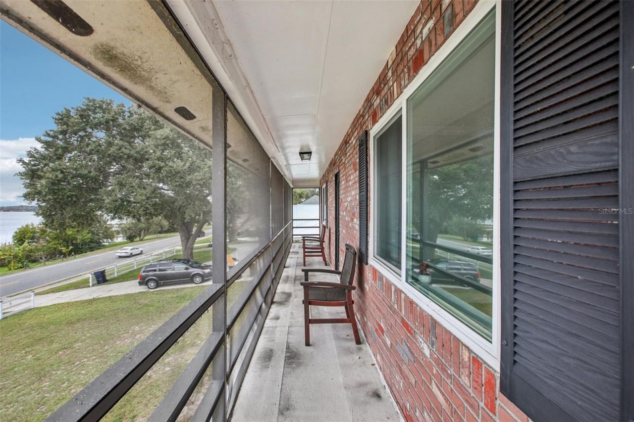 1218 Lake Ariana Boulevard, Auburndale, FL 33823 Photo