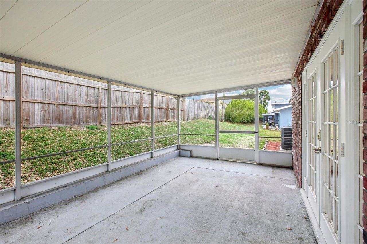 1218 Lake Ariana Boulevard, Auburndale, FL 33823 Photo