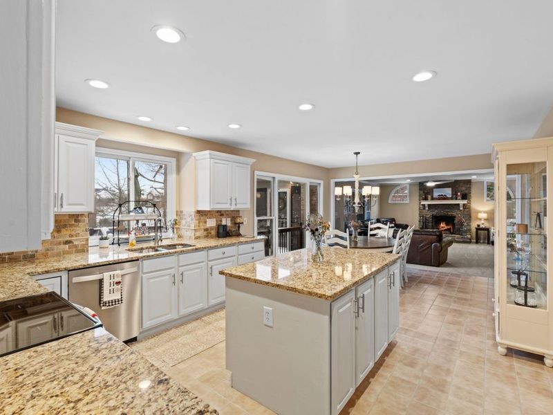 928 Dustwhirl Drive, Union, KY 41091 Photo 11