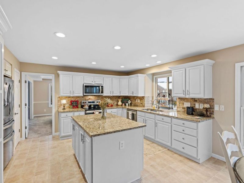 928 Dustwhirl Drive, Union, KY 41091 Photo 13
