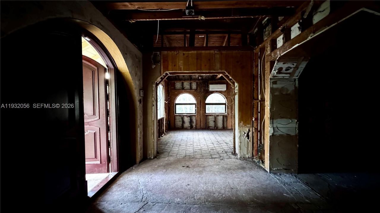 511 NE 119th St, Biscayne Park, FL 33161 Photo