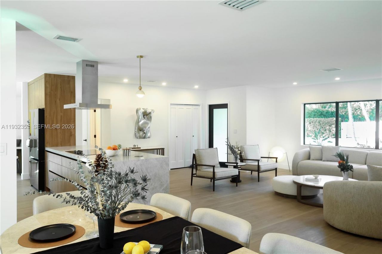 7700 SW 168th Ter, Palmetto Bay, FL 33157 Photo