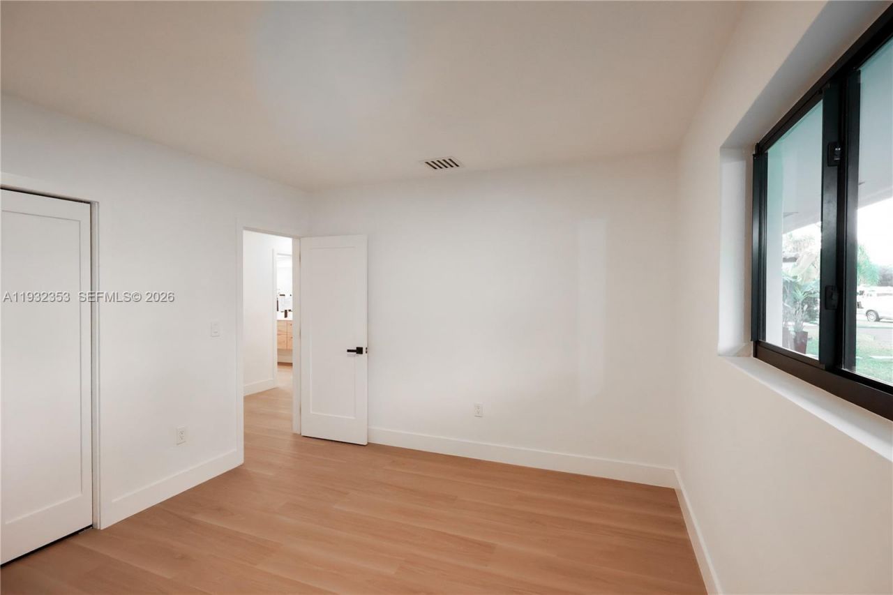 7700 SW 168th Ter, Palmetto Bay, FL 33157 Photo